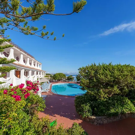 Punta Est 4* Baja Sardinia