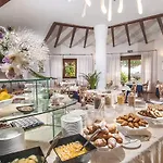 Punta Est Hotel 4*
