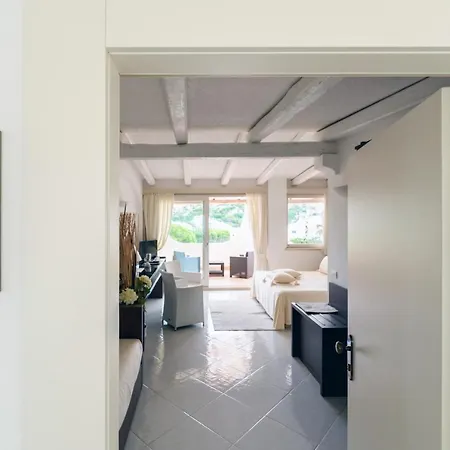 푼타 에스트 바야사드리니아