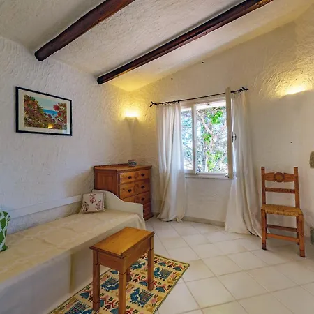 Hotel Punta Est 4*