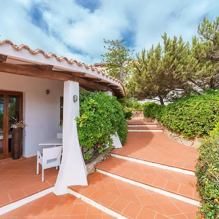 Punta Est Hotel Baja Sardinia