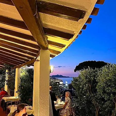 Punta Est 4*