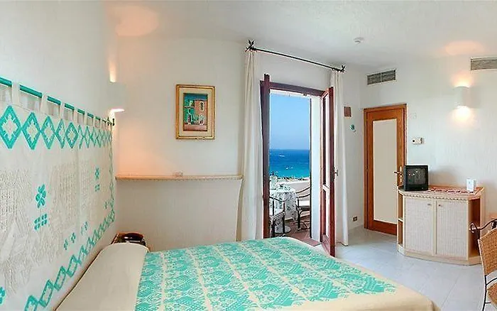 Punta Est Hotel Baja Sardinia