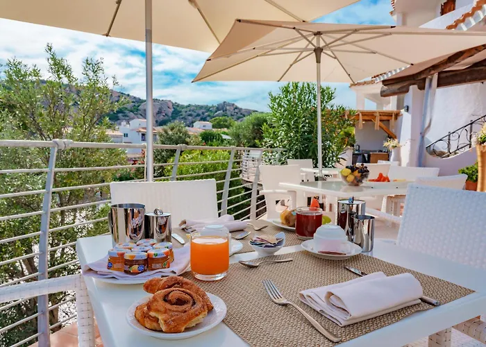 Hotel Punta Est Baja Sardinia